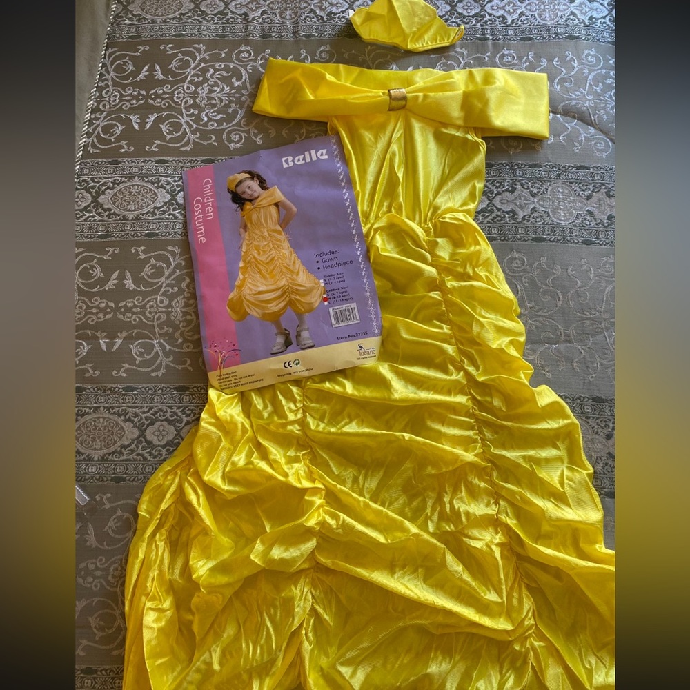 BEAUTY AND THE BEAST PRINCESS BELLE 2PC COSTUME SIZE GIRL MEDIUM (8-10) 🌟NWT🌟